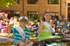 parade0025